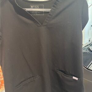 Figs Black Scrub Top